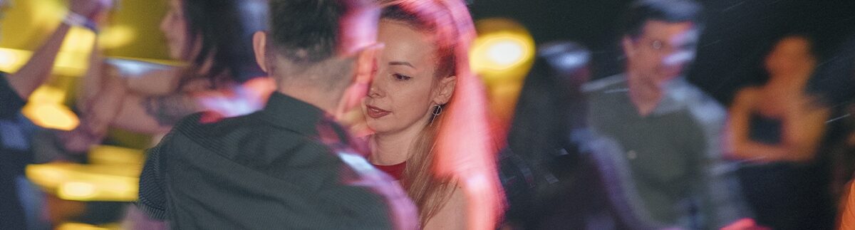 bachata_erzeki_vilagak.jpg
